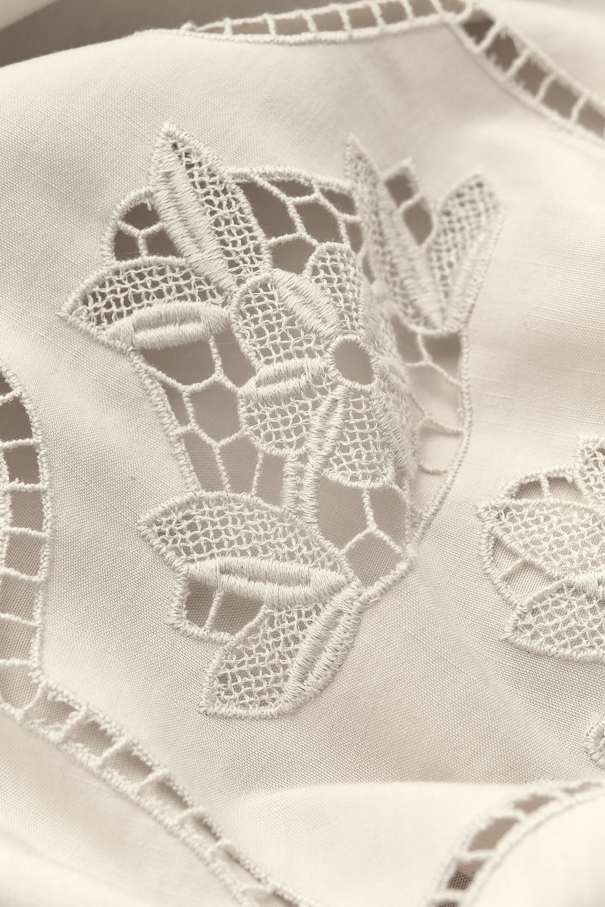 ALBA LACE SHIRT - Image 4