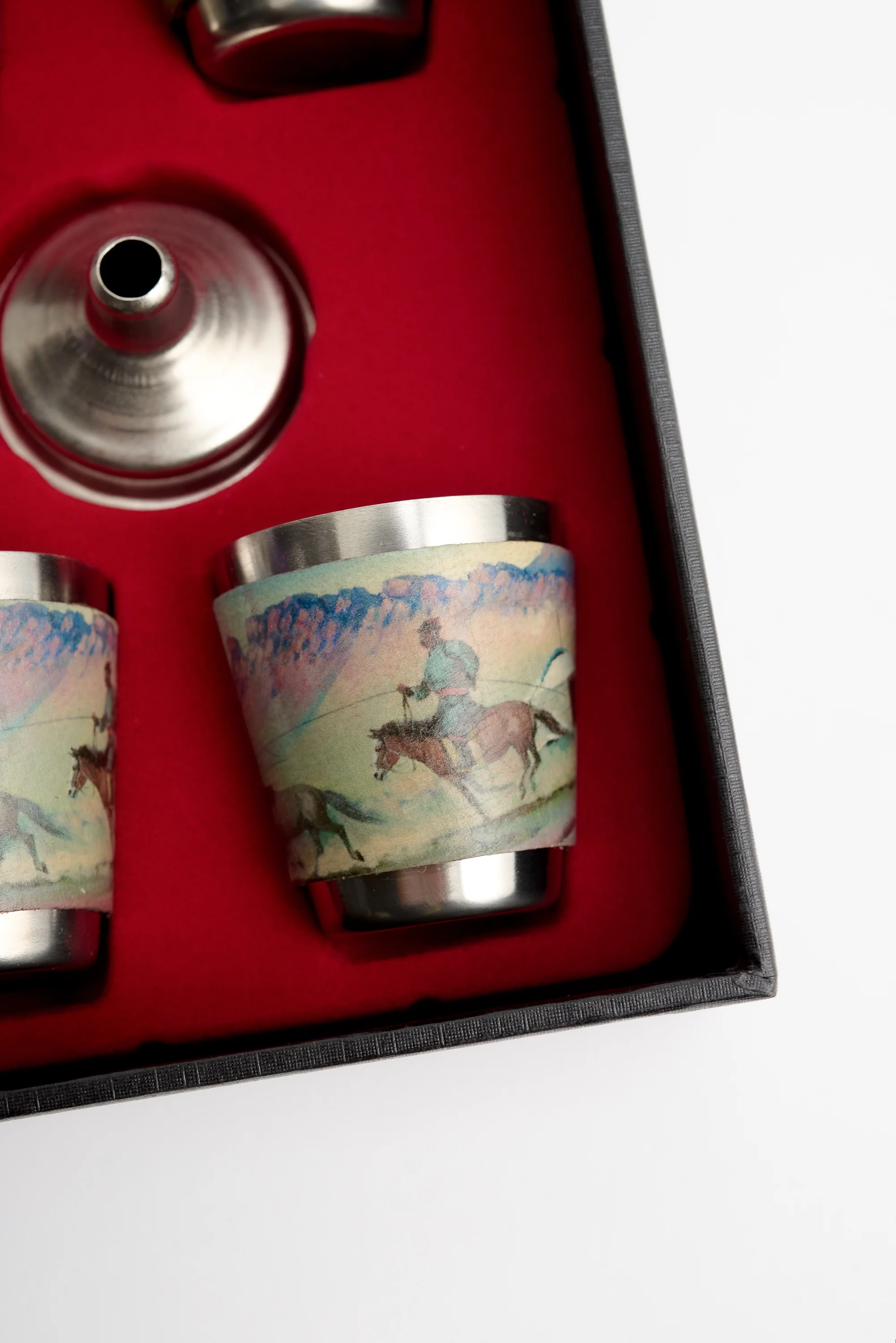Mongolian Flask Set - Image 5