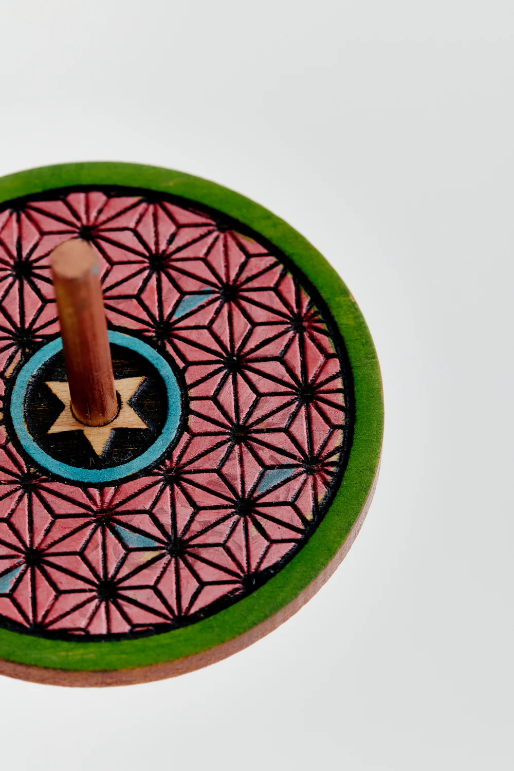 PATTERNED SPINNING TOP - Image 3