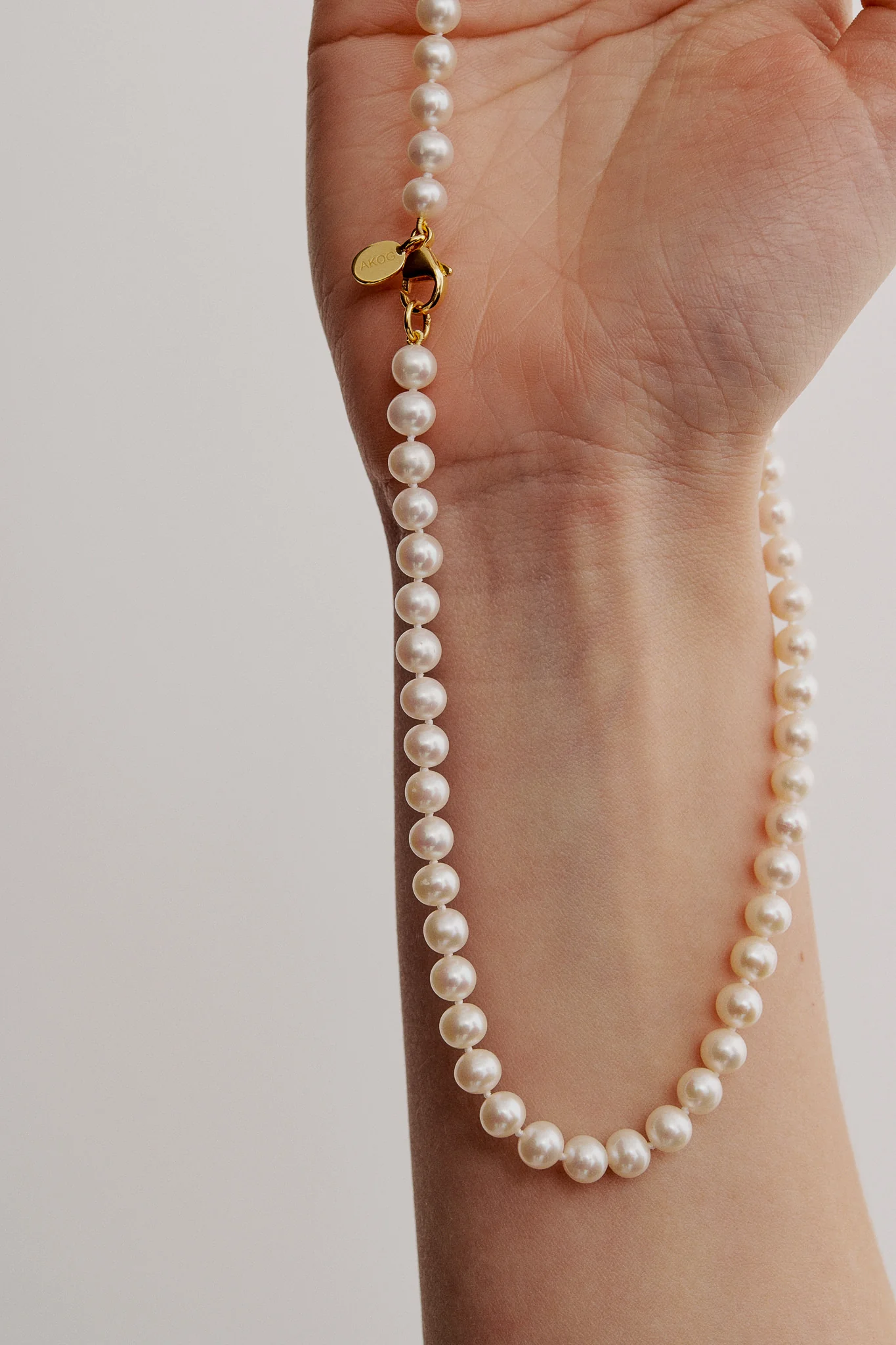 PEARL NECKLACE - Image 4