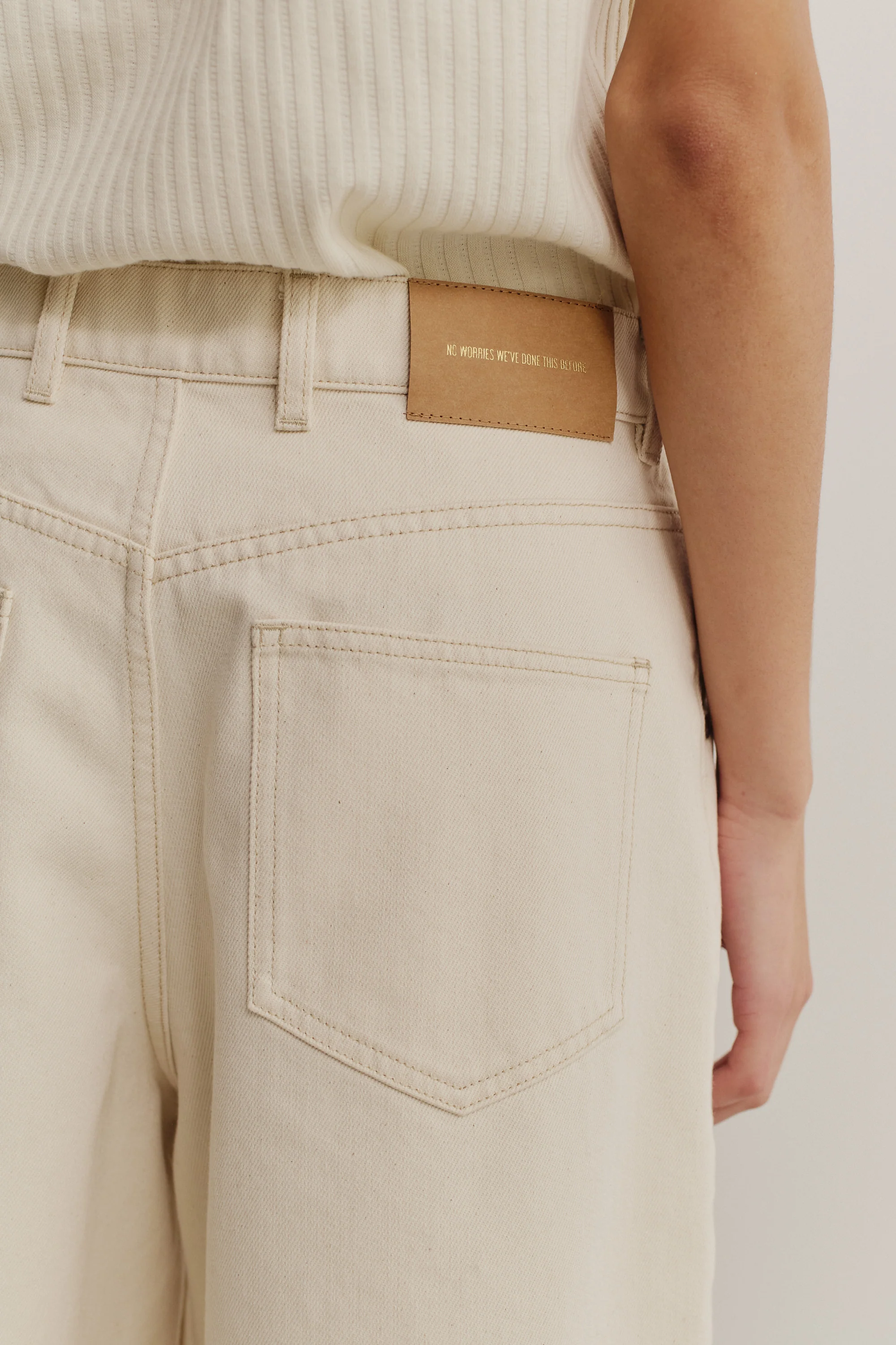 PEMBA PLEATED SHORTS - Image 5