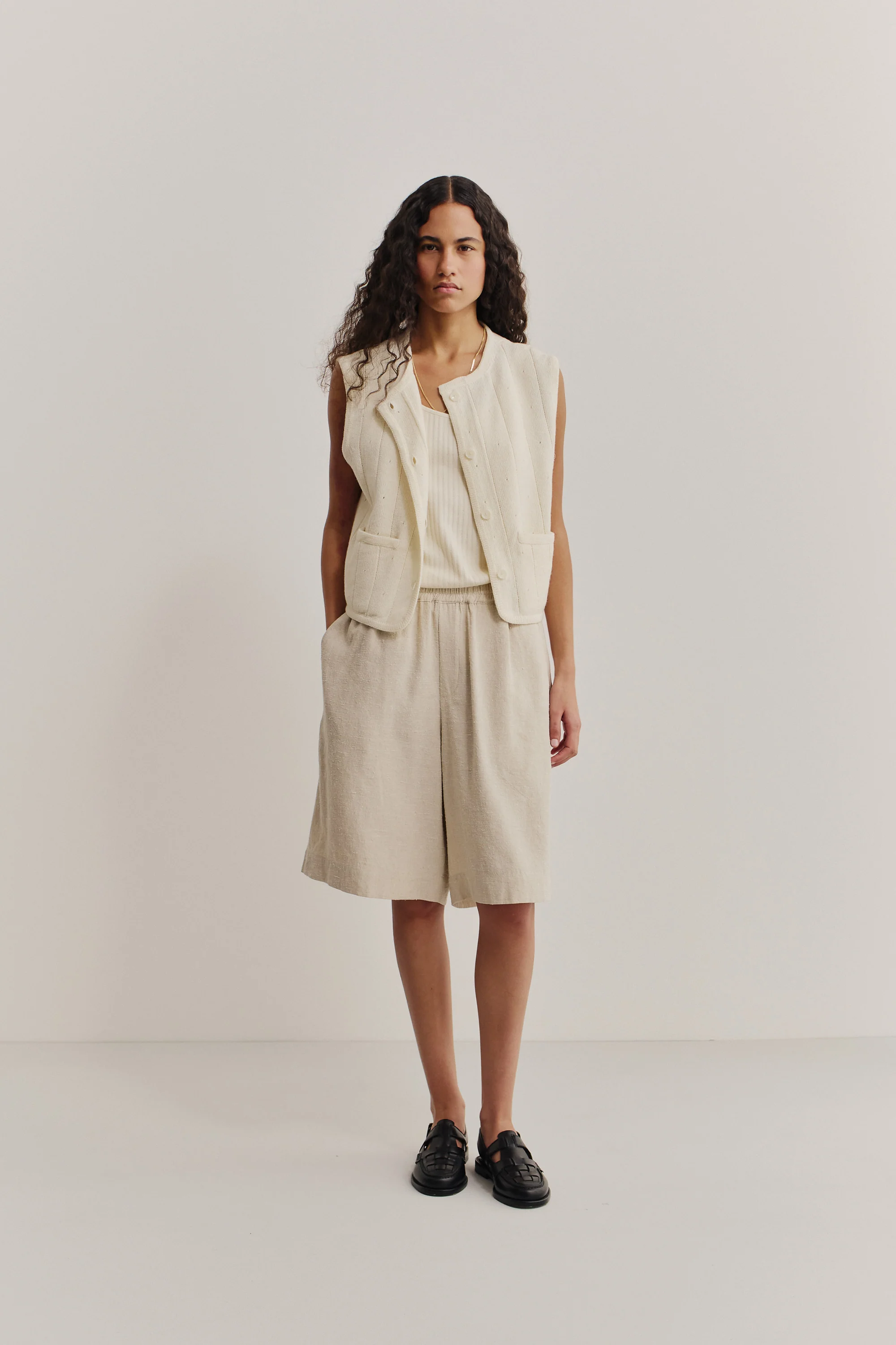 SALEH SHORTS - Image 4