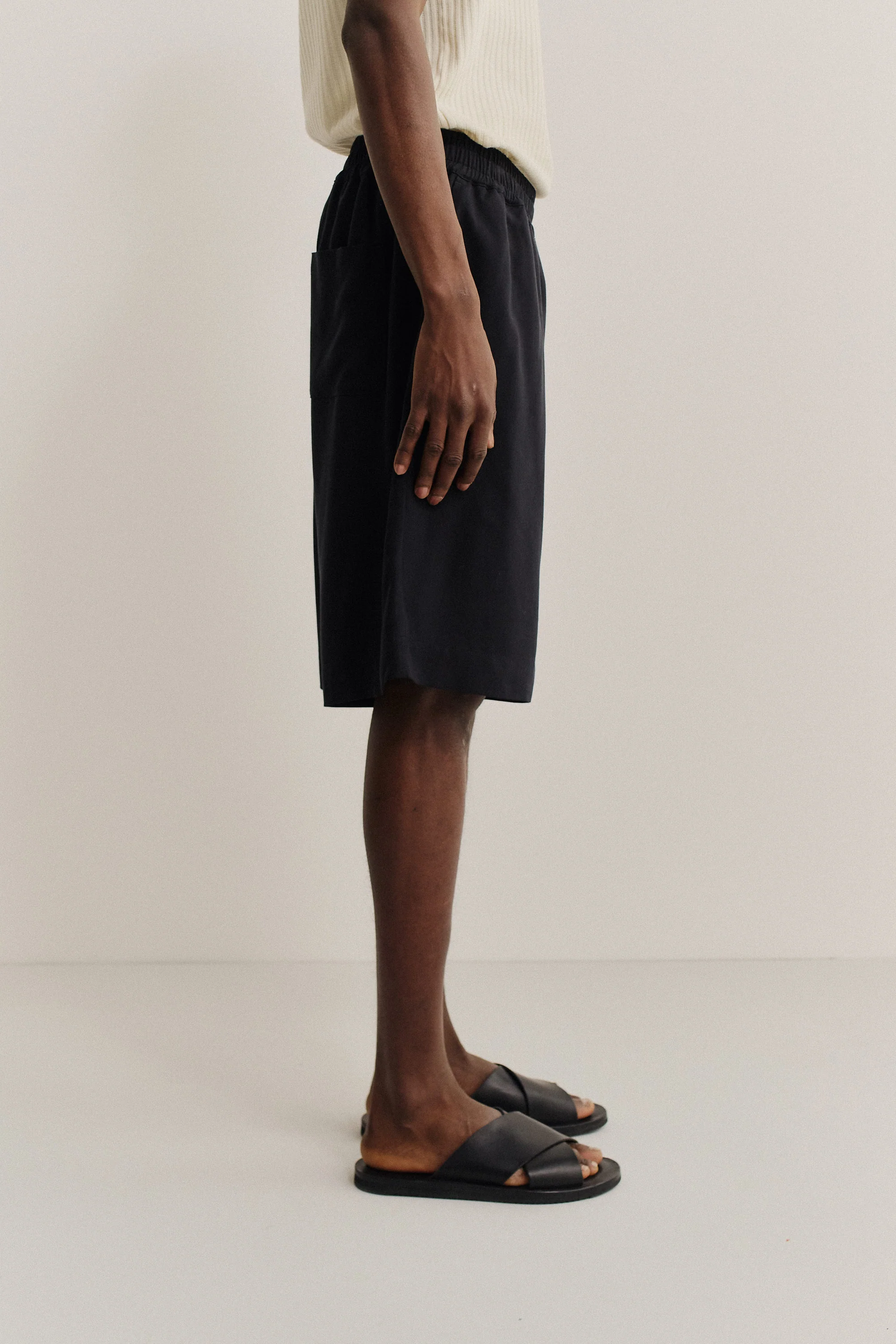 SALEH SHORTS - Image 5
