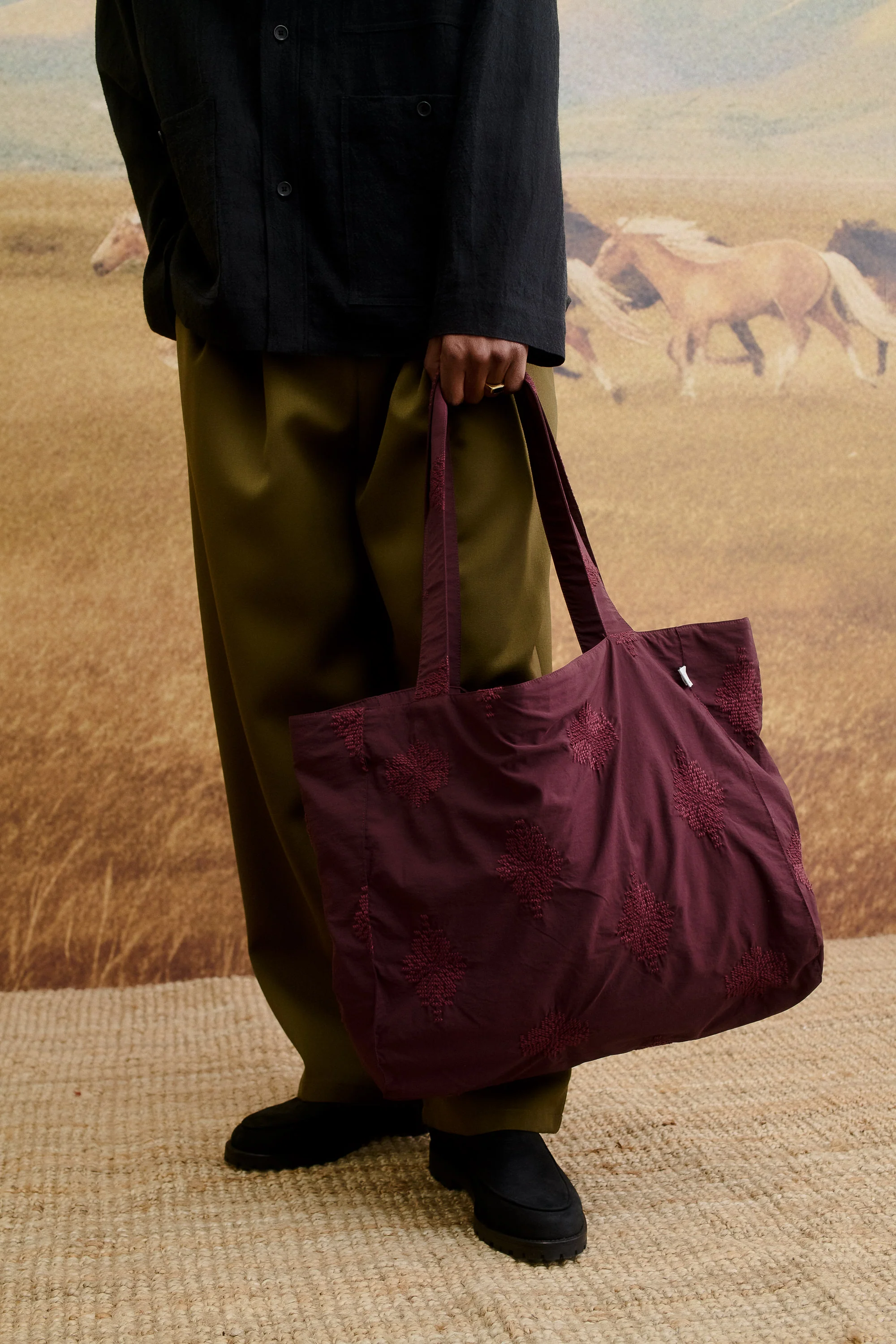 TEELI TOTE BAG - Image 4