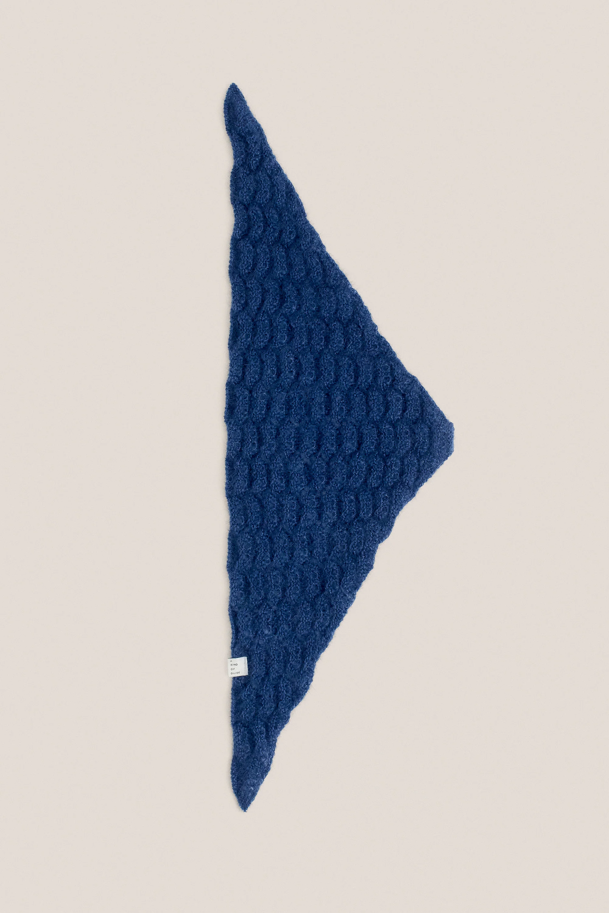 TES TRIANGLE SCARF - Image 5