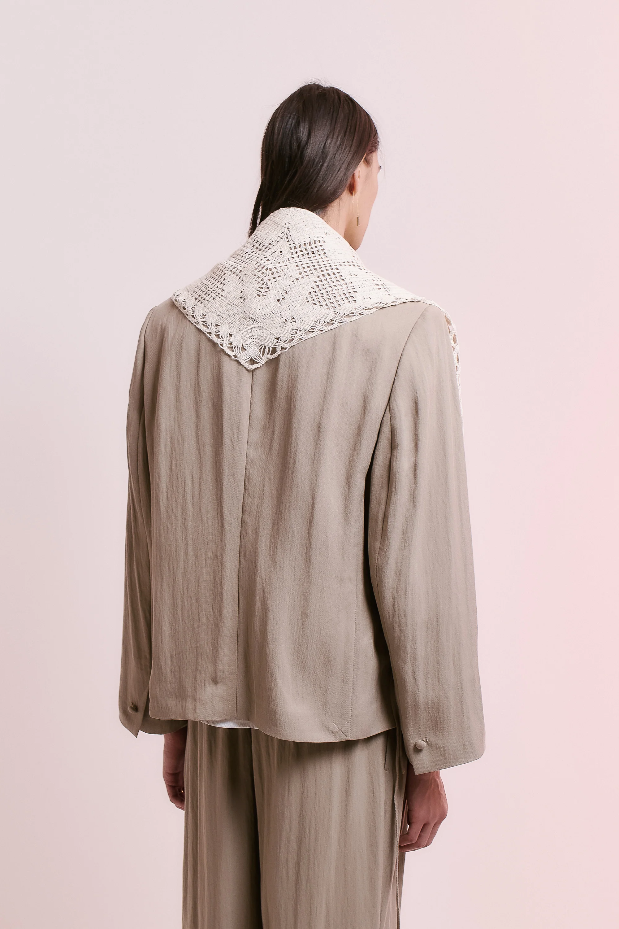 TRIANGLE LACE SCARF - Image 6