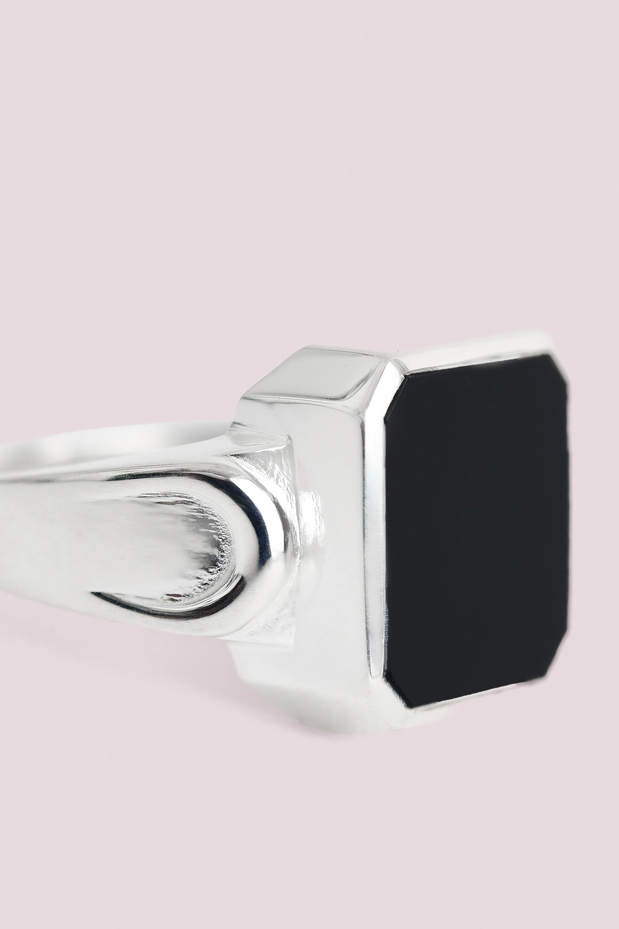 LEGACY SIGNET RING - Image 3