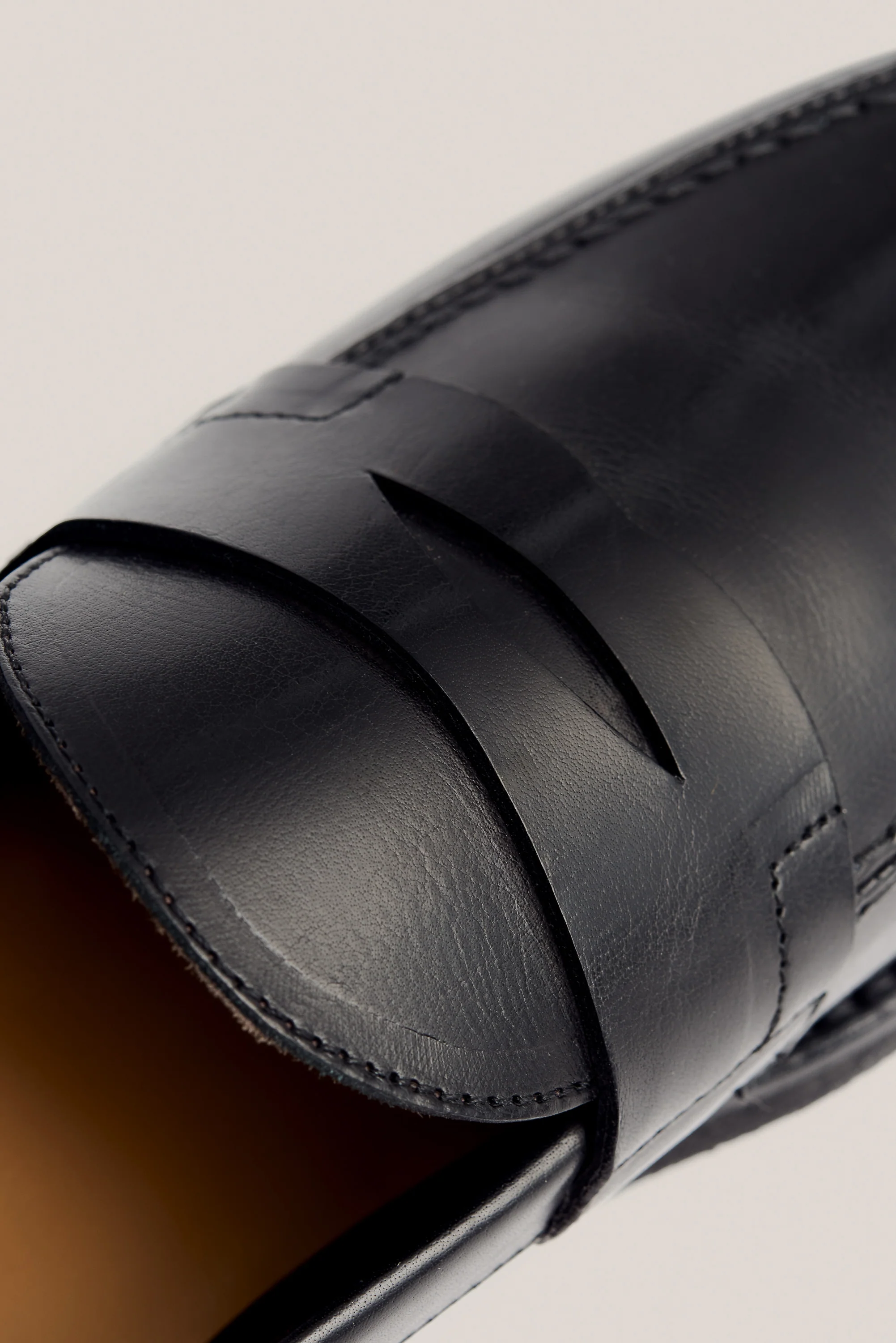 WOMENS CREPE LOAFER - Image 5
