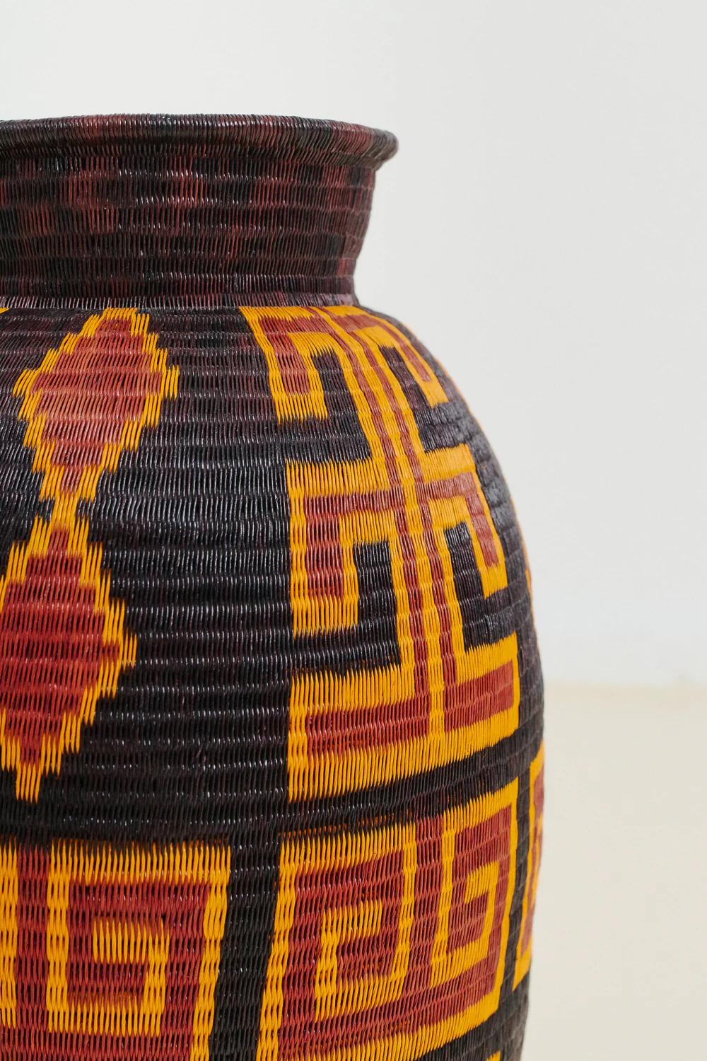 WOUNNAN VASE - Image 2